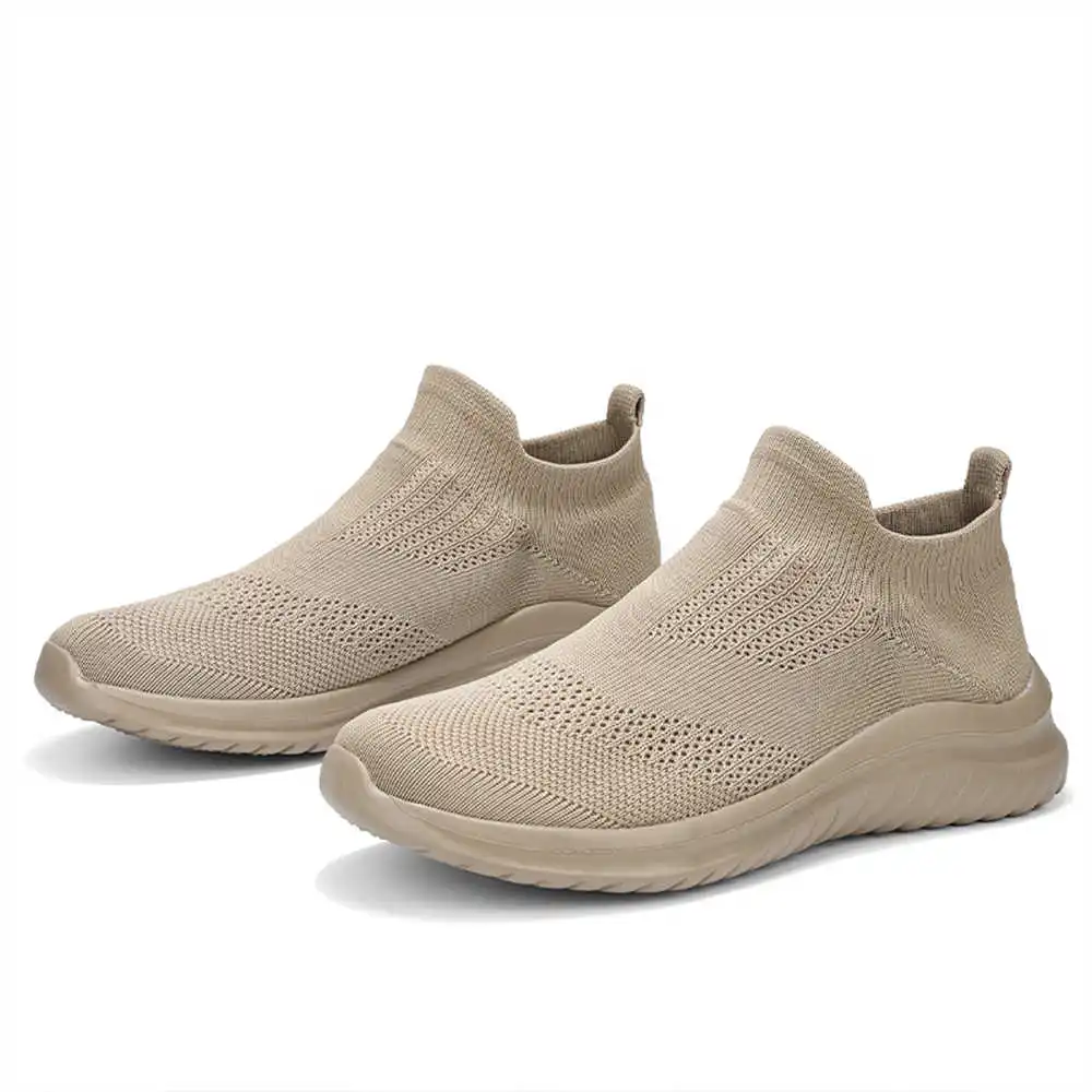 Beige Soft New Novelty Tennis  - đánh giá và giá Vintage Fashion Resale