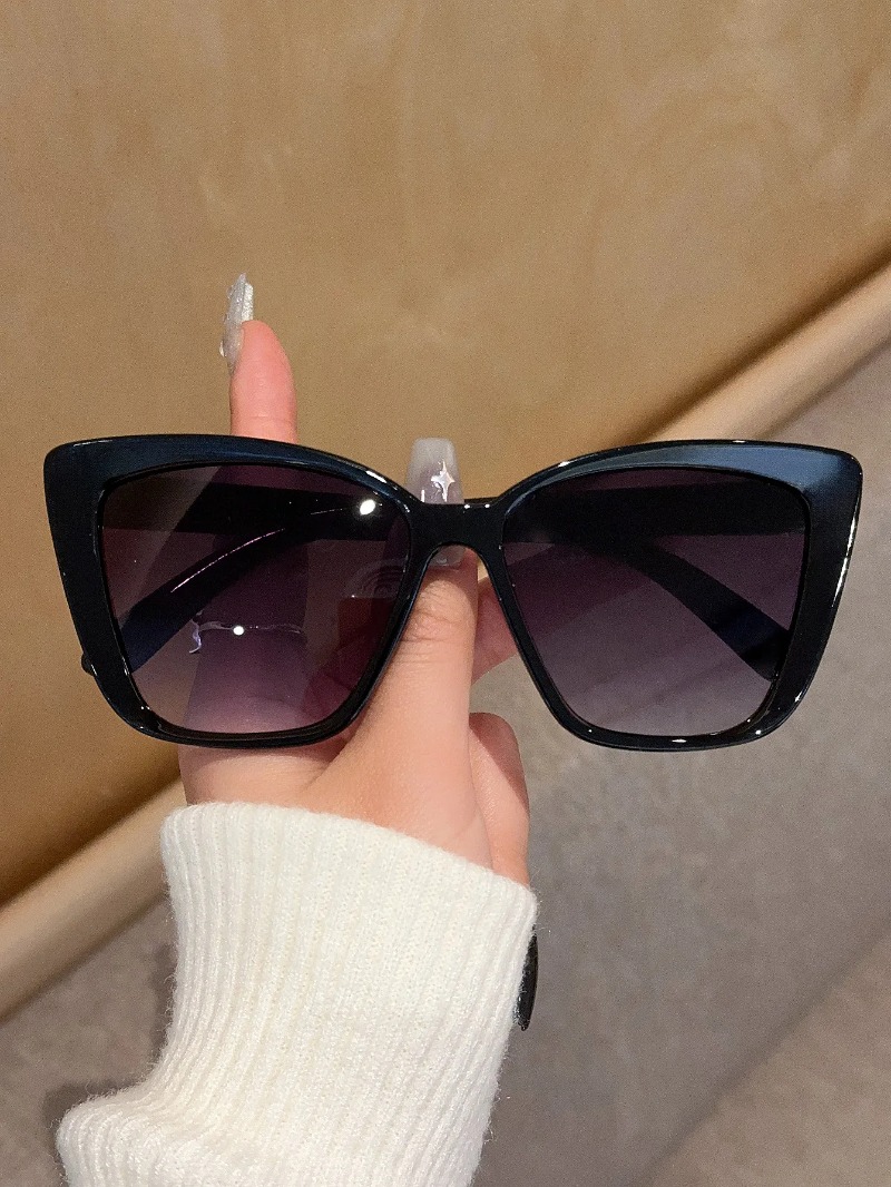 Trendy Cat Eye Sunglasses for  - đánh giá và giá Vintage Fashion Glasses