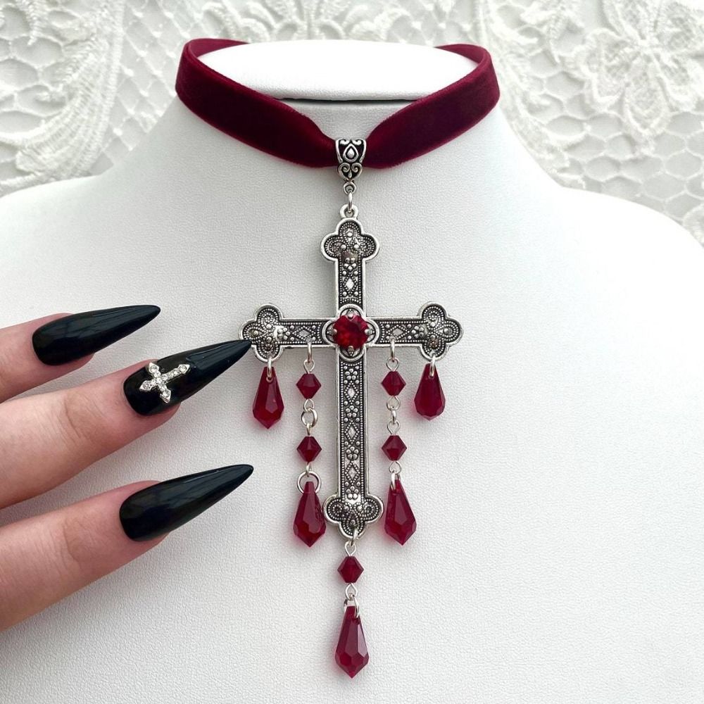 Retro Style Large Cross Pendan - đánh giá và giá Vintage Fashion Looks